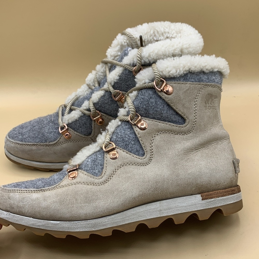 Sorel Sneakchic Alpine Womens Size 8.5 Beige Gray Leather Sherpa Snow Boots - Picture 2 of 10